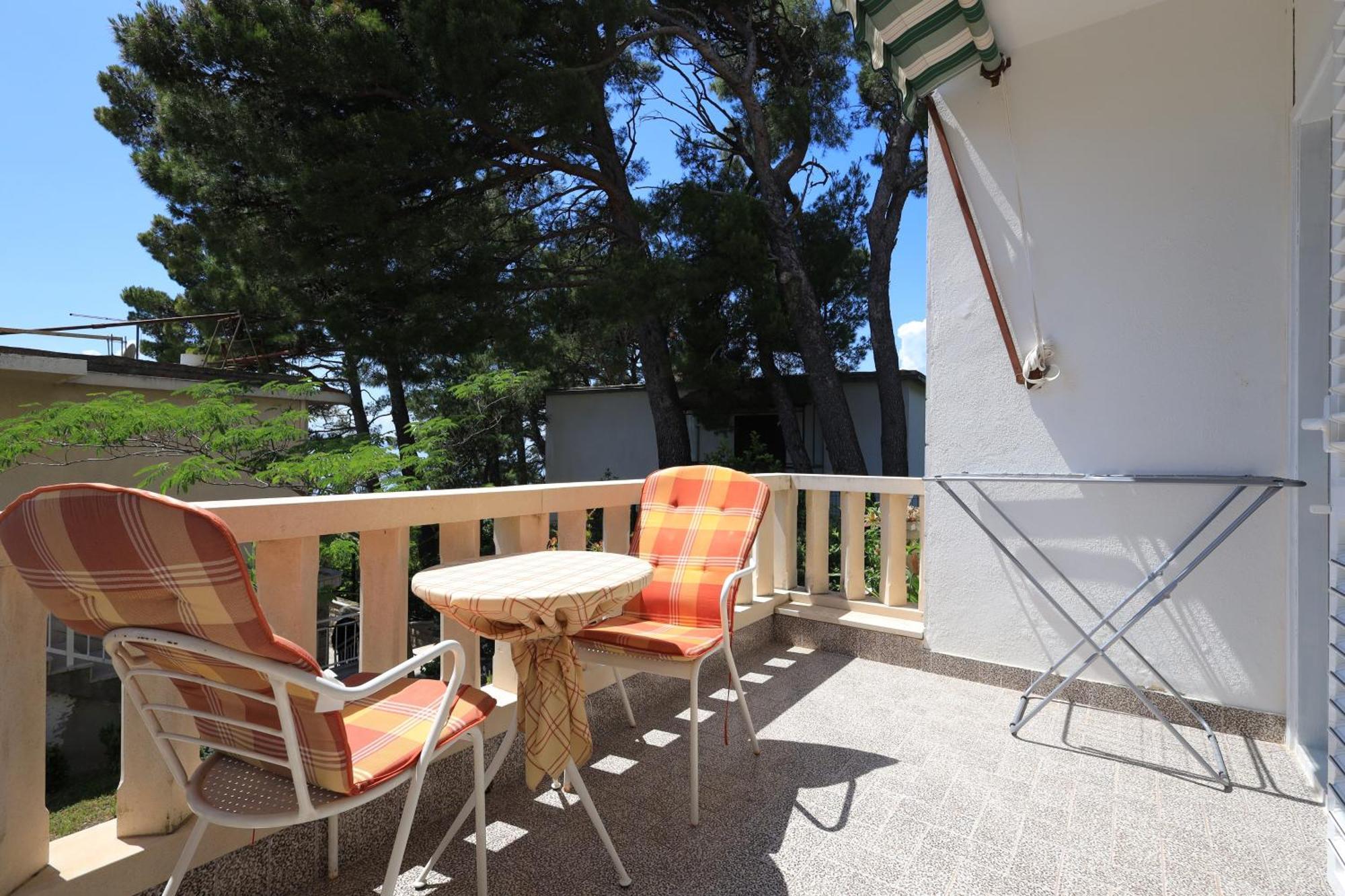 Apartments By The Sea Brela, Makarska - 18356 Exterior foto